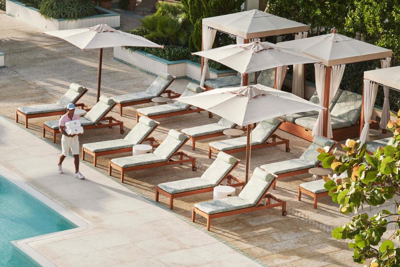 Four Seasons Palm Resort